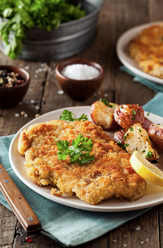 Schnitzel mit Bratkartoffeln